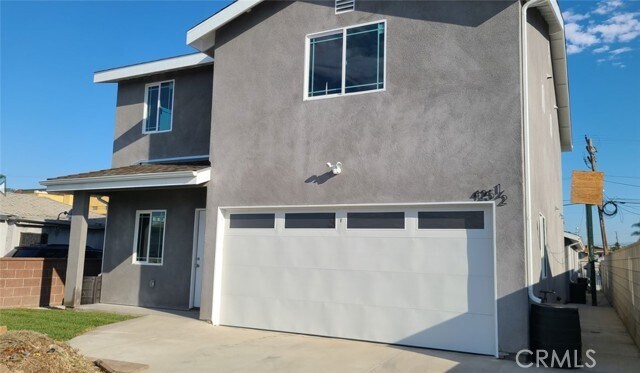 Photo - 425 E 129th St