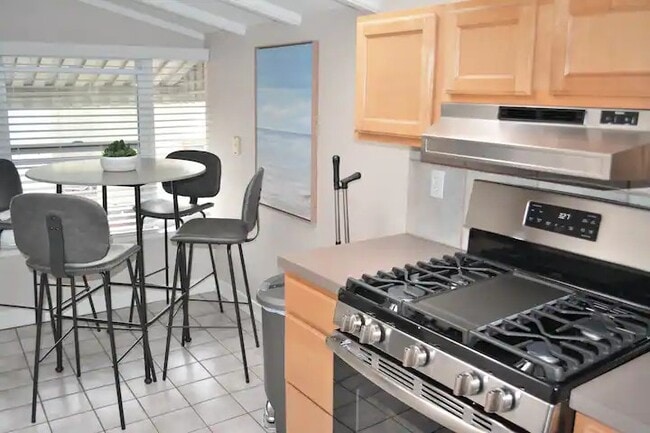 Photo - 440 Olive St Unit 440