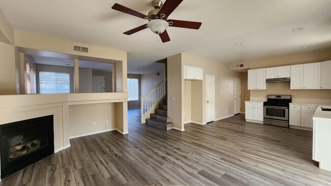 Photo - MOVE IN READY!!