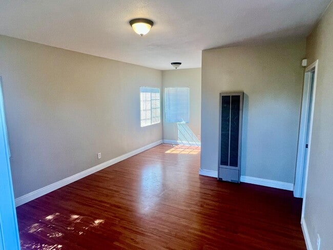Photo - 3136 44th St Apartment