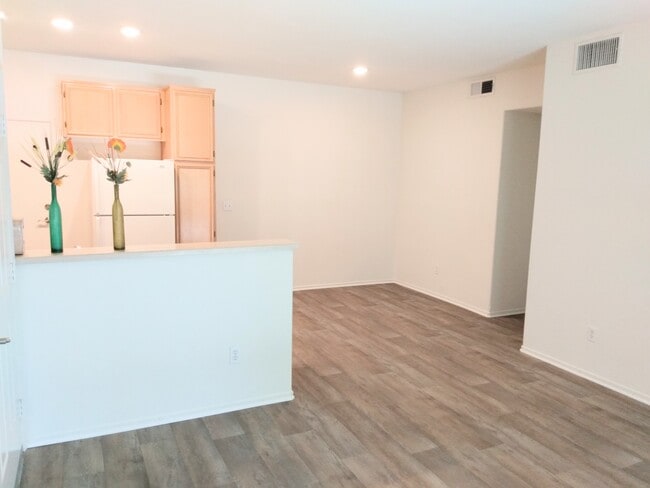 Dining Area - The Bungalows