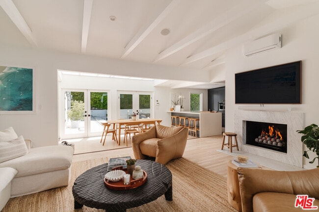 Photo - 712 San Lorenzo St