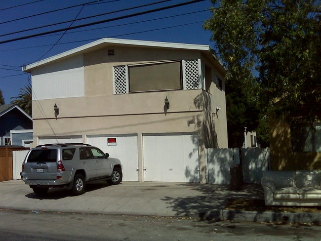 Photo - 1080 Termino Ave Unit 2