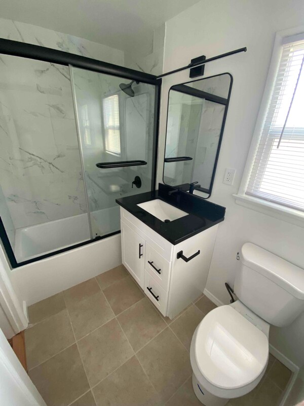 Photo - 331 W Windsor Rd Unit 1