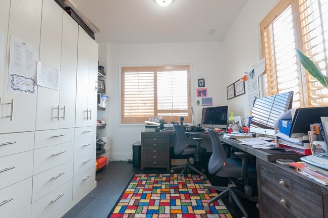 Photo - 143 N Arnaz Dr Unit #105