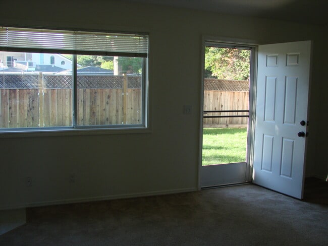 Photo - 22965 Oxnard St Unit Rear Bldg