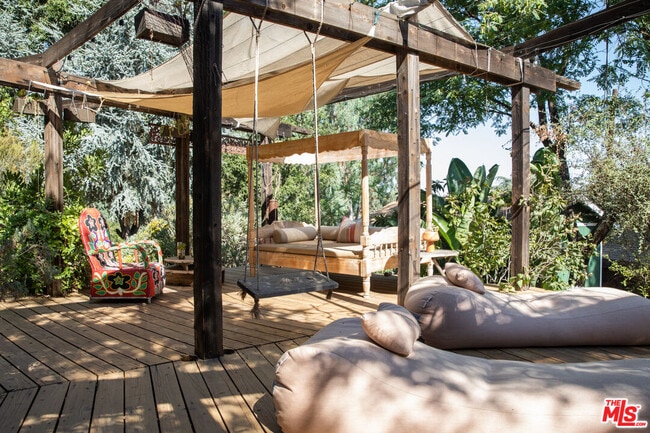 Photo - 20269 Croydon Ln