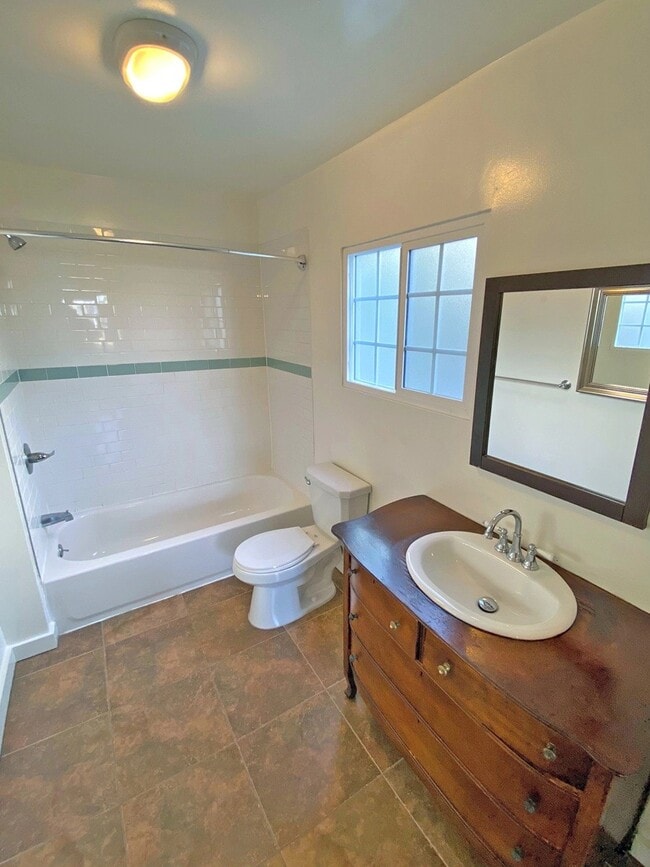 Photo - 1306 W Sunset Blvd Unit 3-4