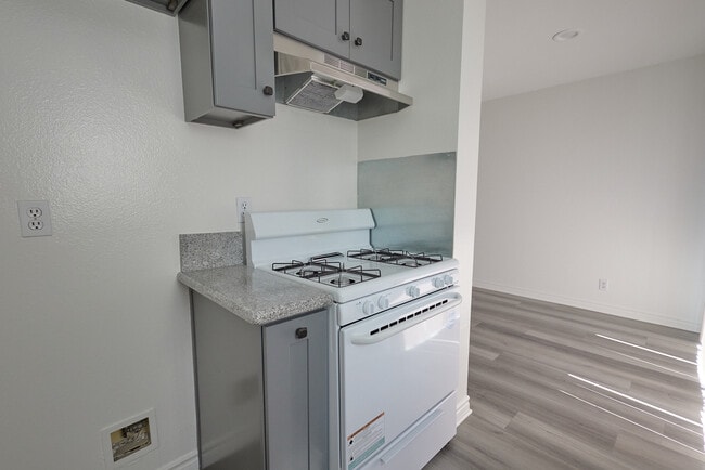 Photo - 1200 Mansfield N Ave Unit 316