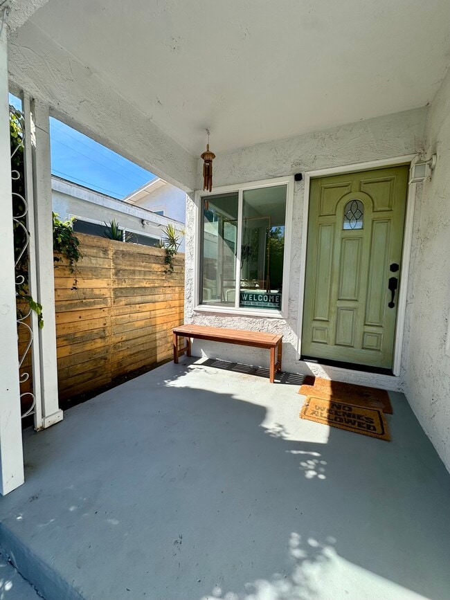 Photo - 915 Indiana Ave