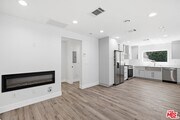 Photo - 11615 Burbank Blvd