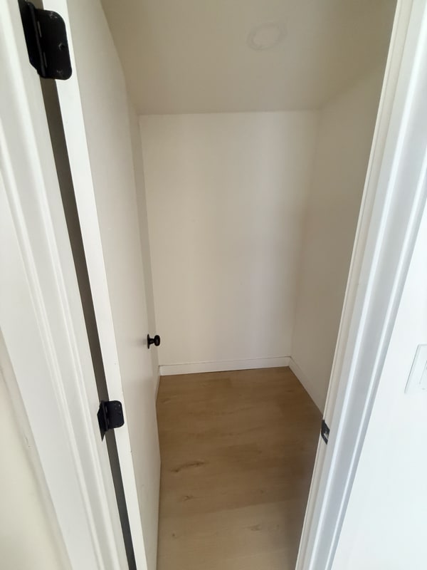 Photo - 2077 Belle St