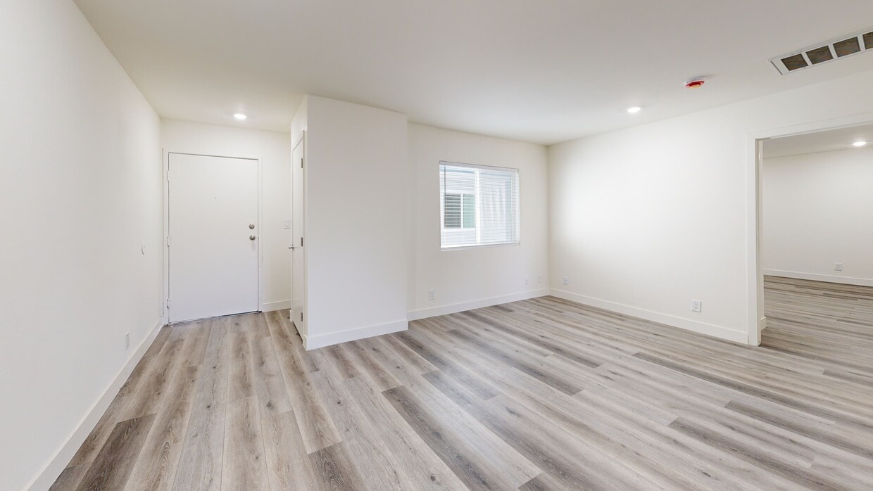 3D Tour - Avenue 32 #200V, LP.