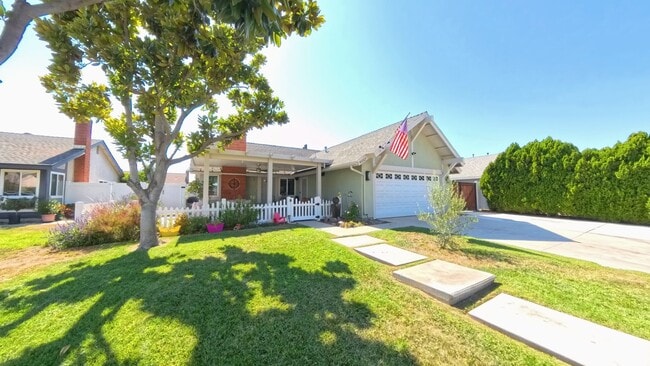 Building Photo - Open for Showings | Move-In Available July 15th