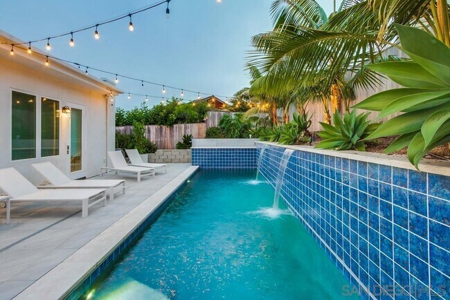 Photo - 738 Castro St