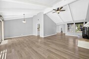 Photo - 28147 Queensbridge Rd