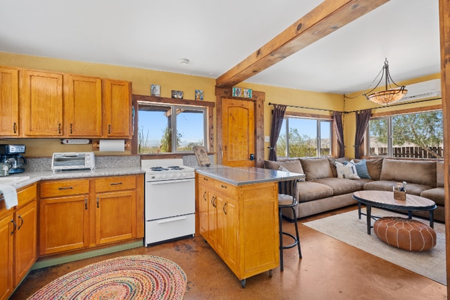 Photo - 67939 Sullivan Rd