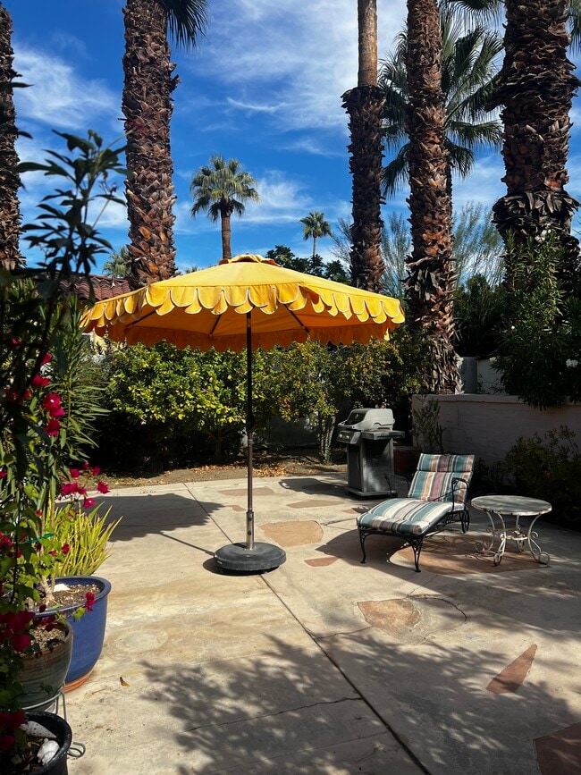 Patio Area - 780 N Prescott Dr Unit Guest House