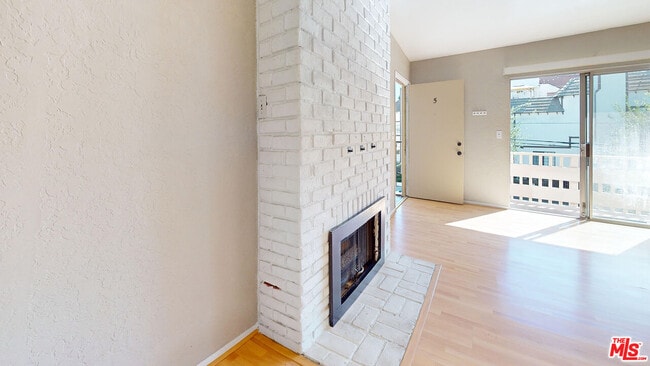 Photo - 14007 Milbank St Unit 5