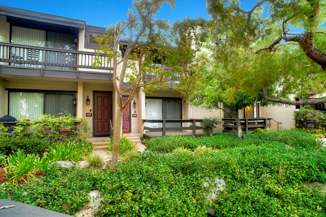 Photo - 5711 Owensmouth Ave Townhome