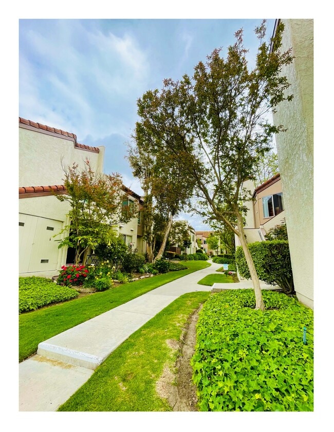 Peaceful community - 1718 Sinaloa Rd Condo Unit 119