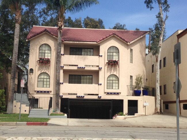 Building Photo - 411 W Riverside Dr Unit 411 #204