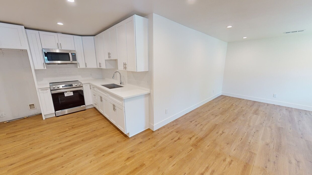 3D Tour - 971 Calle Nogal