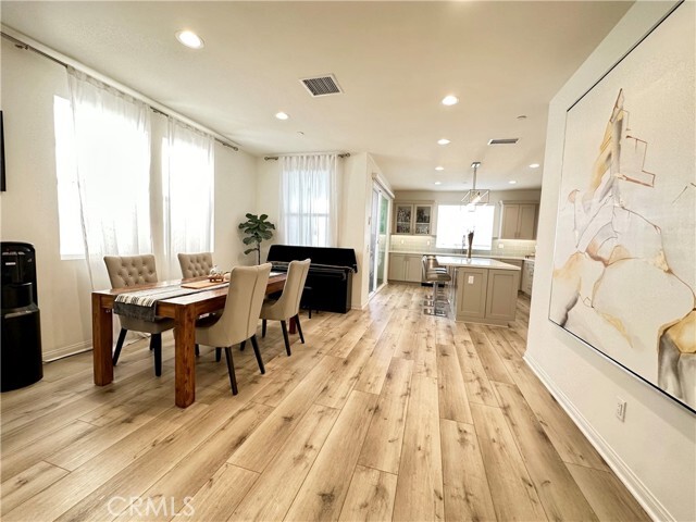 Building Photo - 35 Hideaway Loop