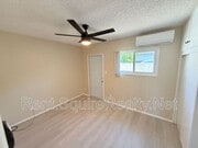Photo - 247 W 9th St