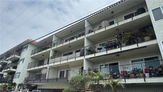 Photo - 1720 Ardmore Ave Condo Unit 223