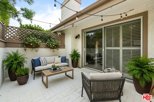 Photo - 17114 Palisades Cir