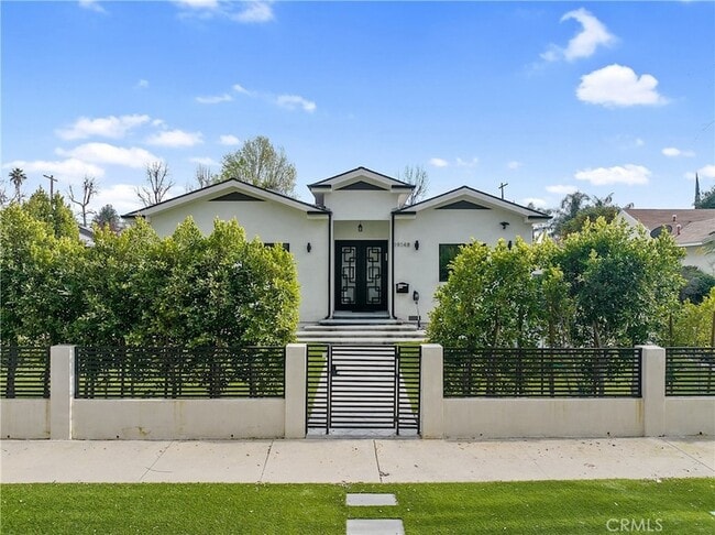 Photo - 19148 W Oxnard St