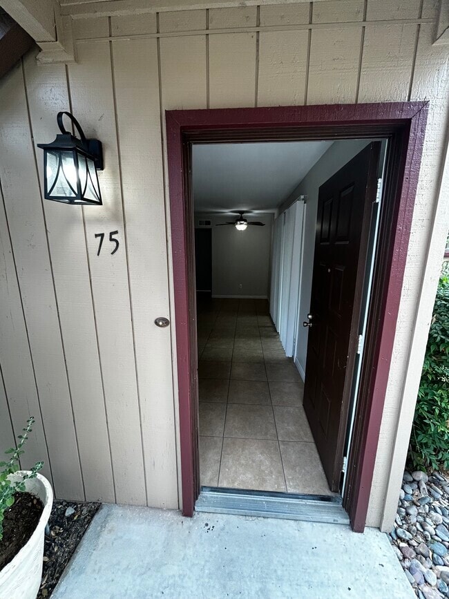 Building Photo - 6560 College Grove Dr Unit 75 Rental