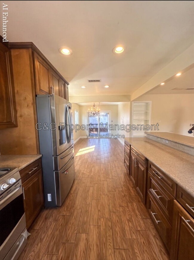 Photo - 15433 Ector St