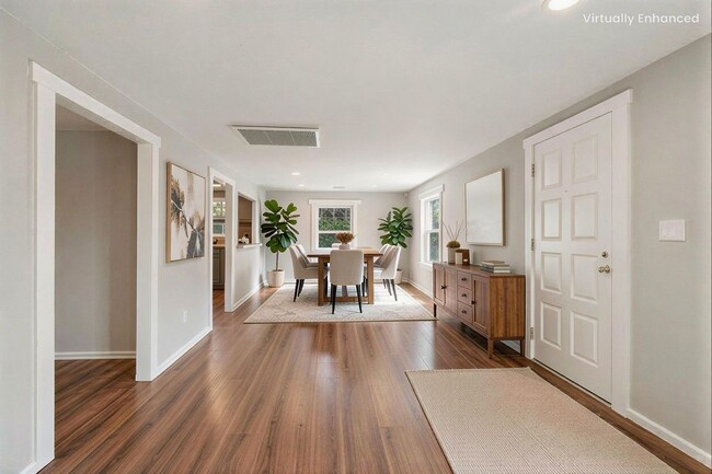 Photo - 1842 E Victoria Ave