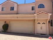 Photo - 5200 White Oak Ave House