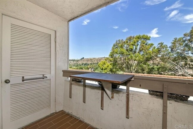 Photo - 6725 Mission Gorge Rd