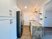 Photo - Beautifully Remodeled 1 BD, 1 Mile to beach Unit 28