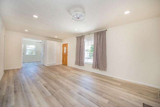 Photo - Beautiful 4 Bedroom Home in Garden Grove