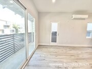 Photo - 141 N Swall Dr Unit 5