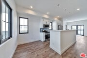 Photo - 1024-1024 Masselin Ave