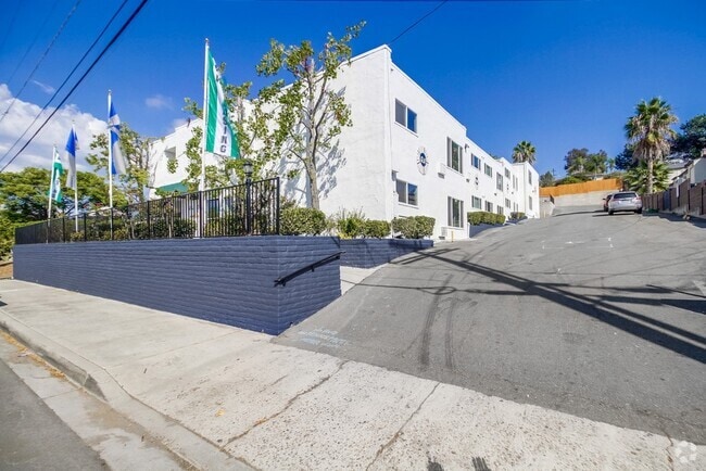 Front of Property - Glo Rental