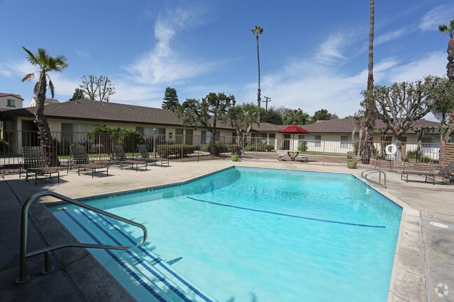 El Cortez Apartments - El Cortez Apartments