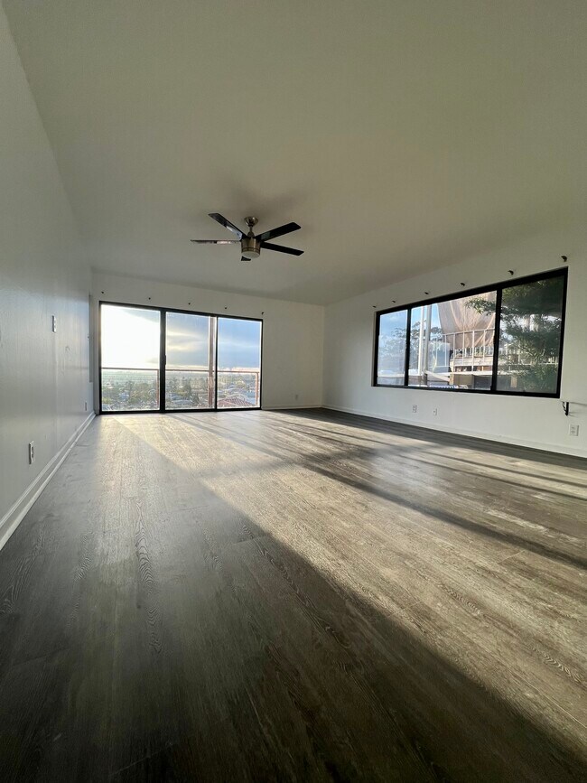 Photo - 2052 N Terrace Dr Townhome