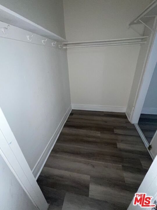 Photo - 946 S Burlington Ave Unit 107