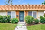 Photo - Updated 3 Bedroom Single Level Condo in La...