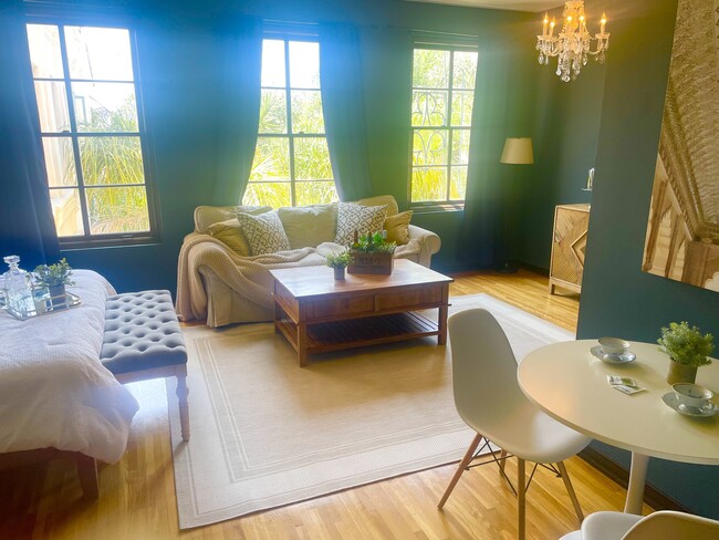 studio living room - Los Altos Apartments