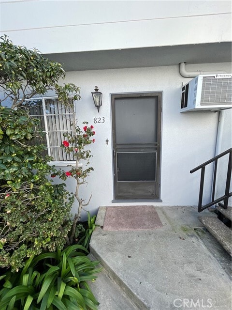 Photo - 823 La Cadena Ave