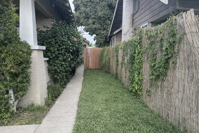 Photo - 1625 1/2 W 55th St Unit 1625 1-2