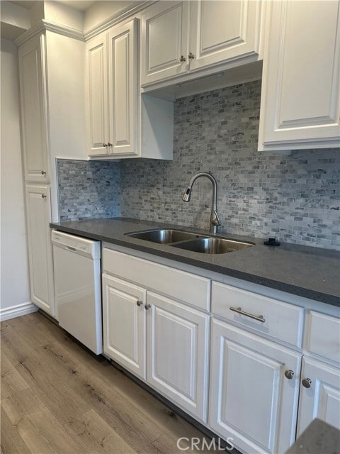 Photo - 4533 Colbath Ave Unit 20